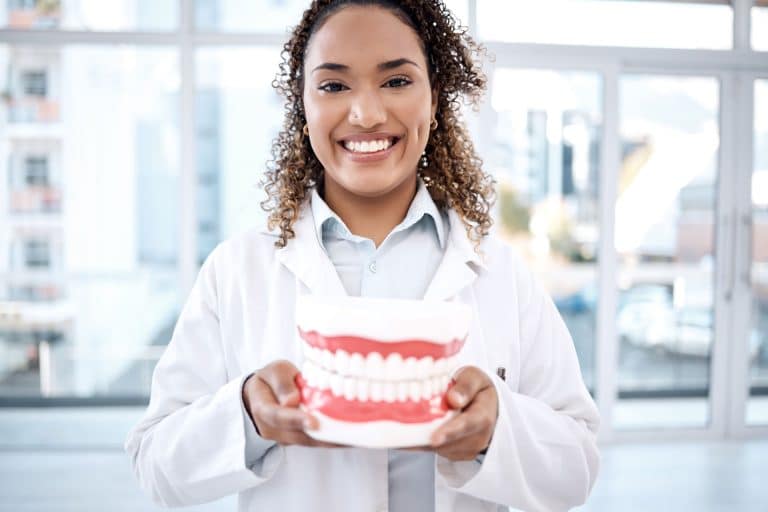 Unlocking the Power of Smile Feed: Transforming Dental Experiences One Case at a Time